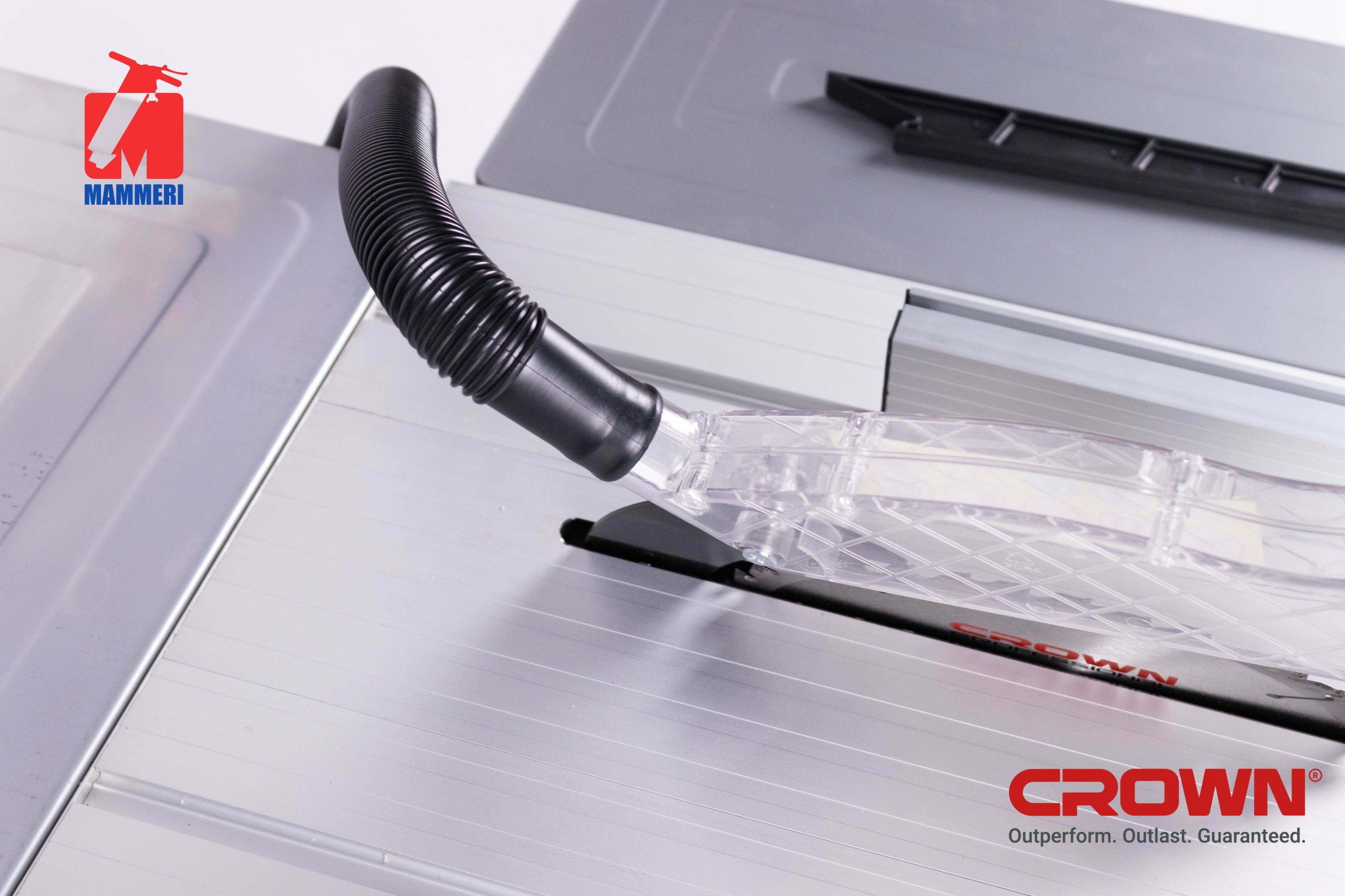 Outil Multimètre Premium